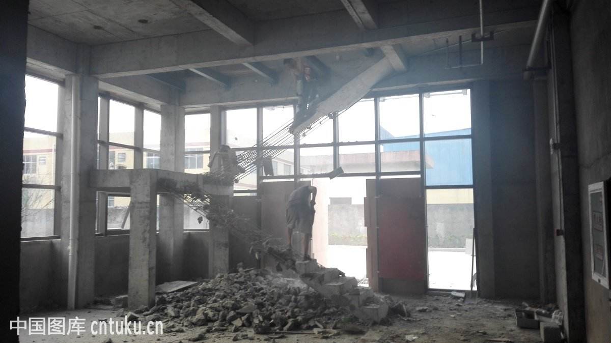 樓梯拆除現(xiàn)場(chǎng)